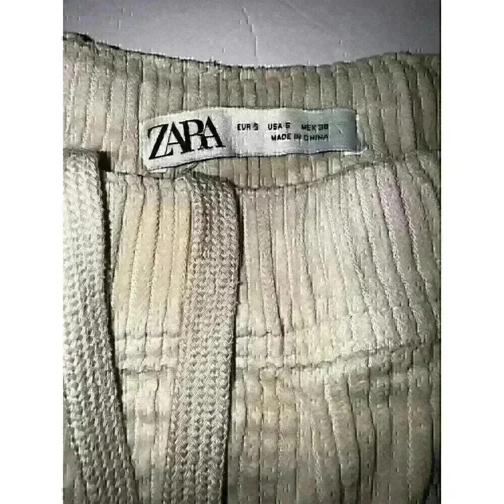 Zara Women Cream Color Cropped Capri Corduroy Pants‎ Size Small - Picture 2 of 5